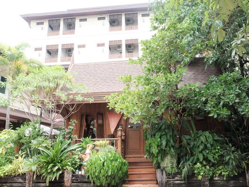 Orchid Hotel Bangkok