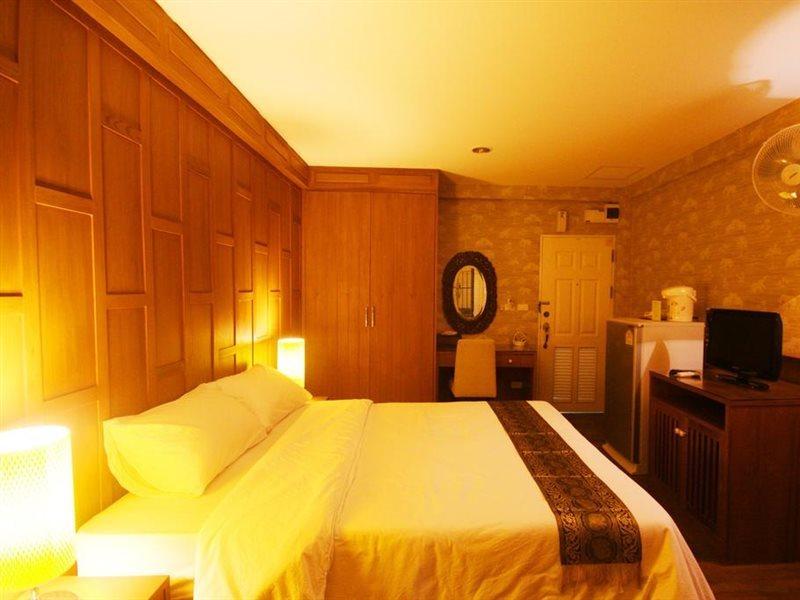 Hotel Orchid 3*