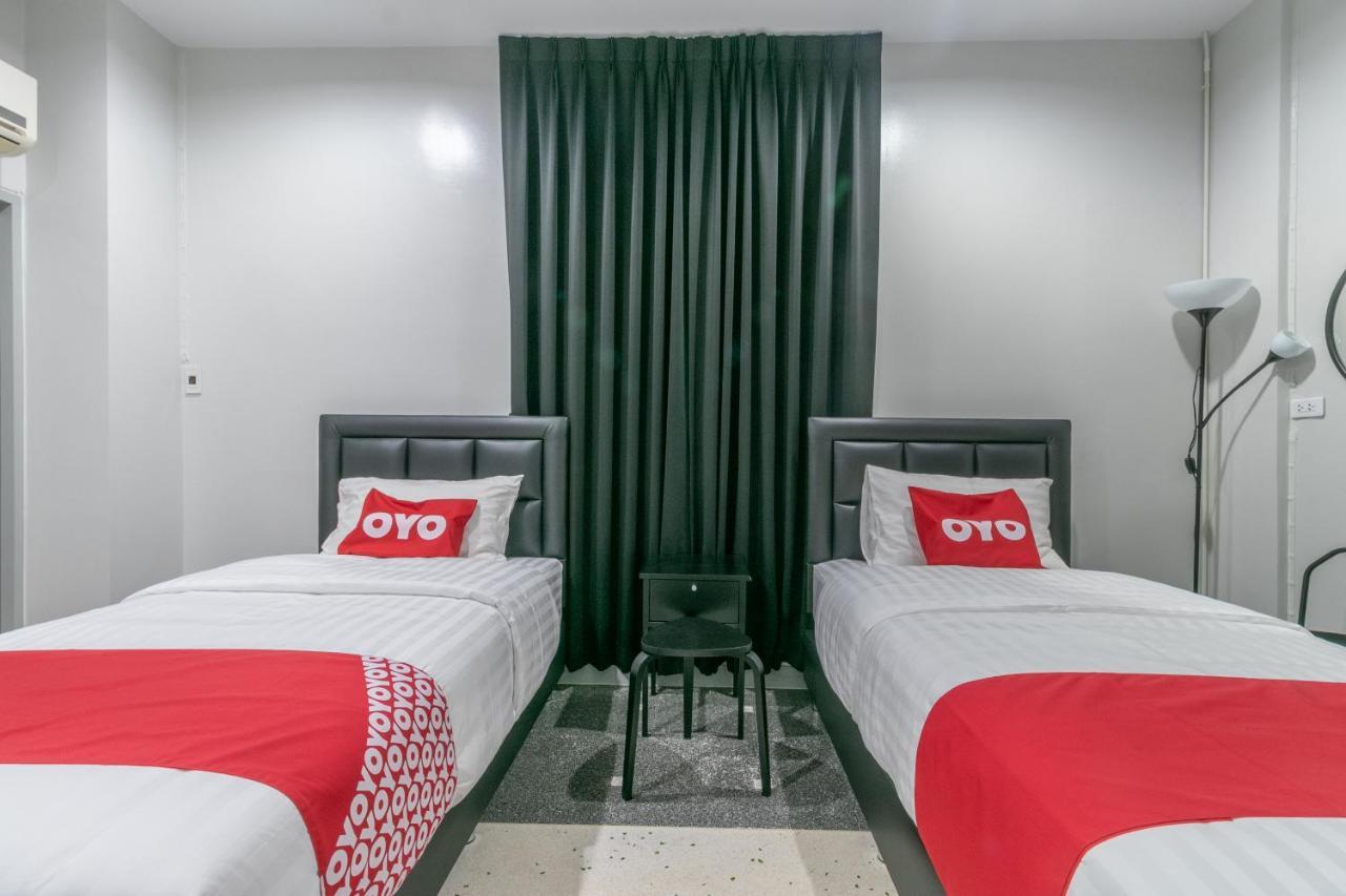 Oyo 818 Suksomboon 2* Banguecoque