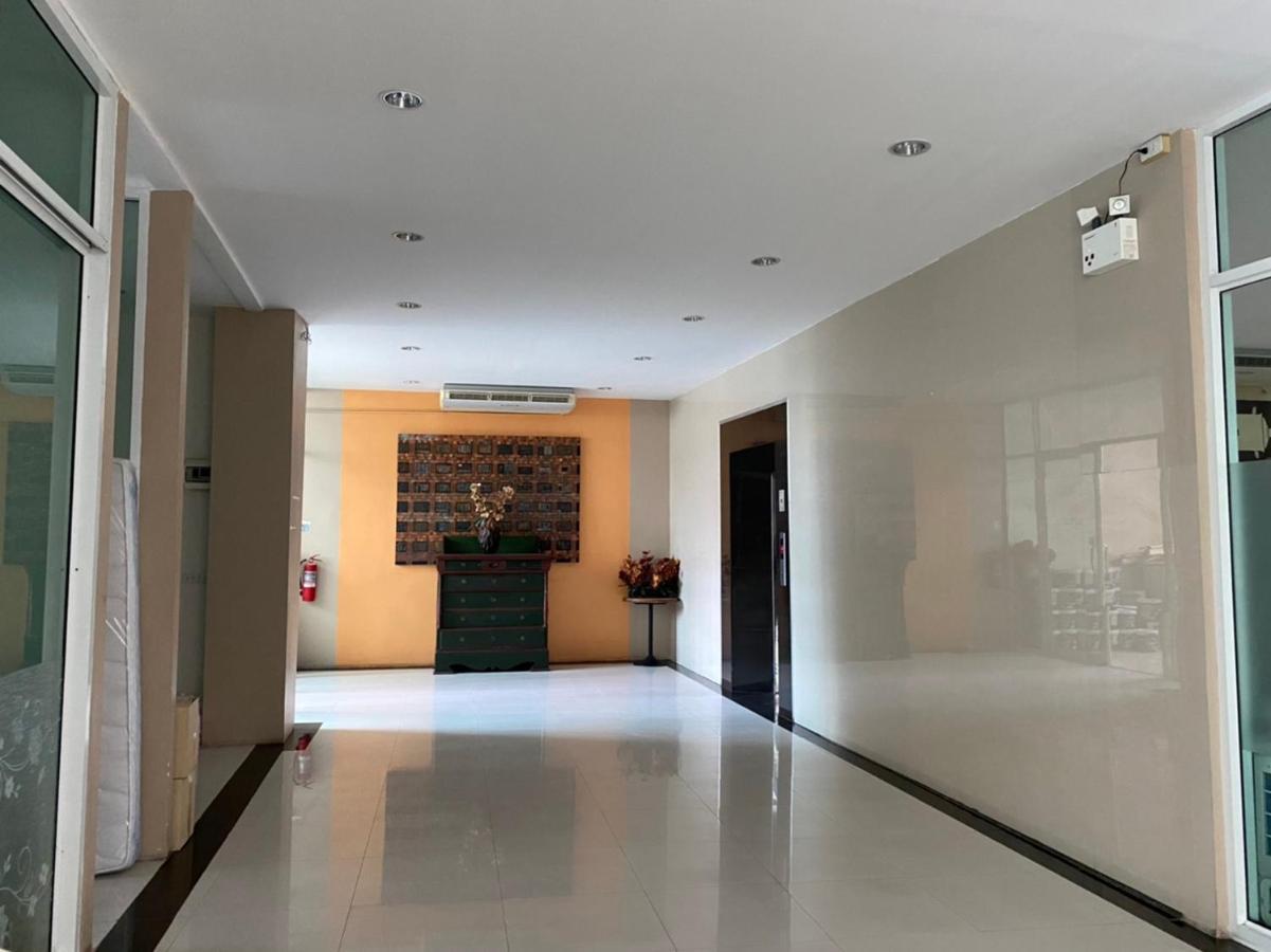 Leenova Place Hotel Banguecoque