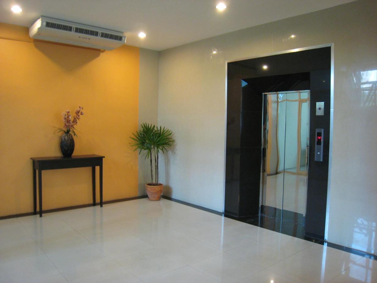 Leenova Place Hotel Banguecoque