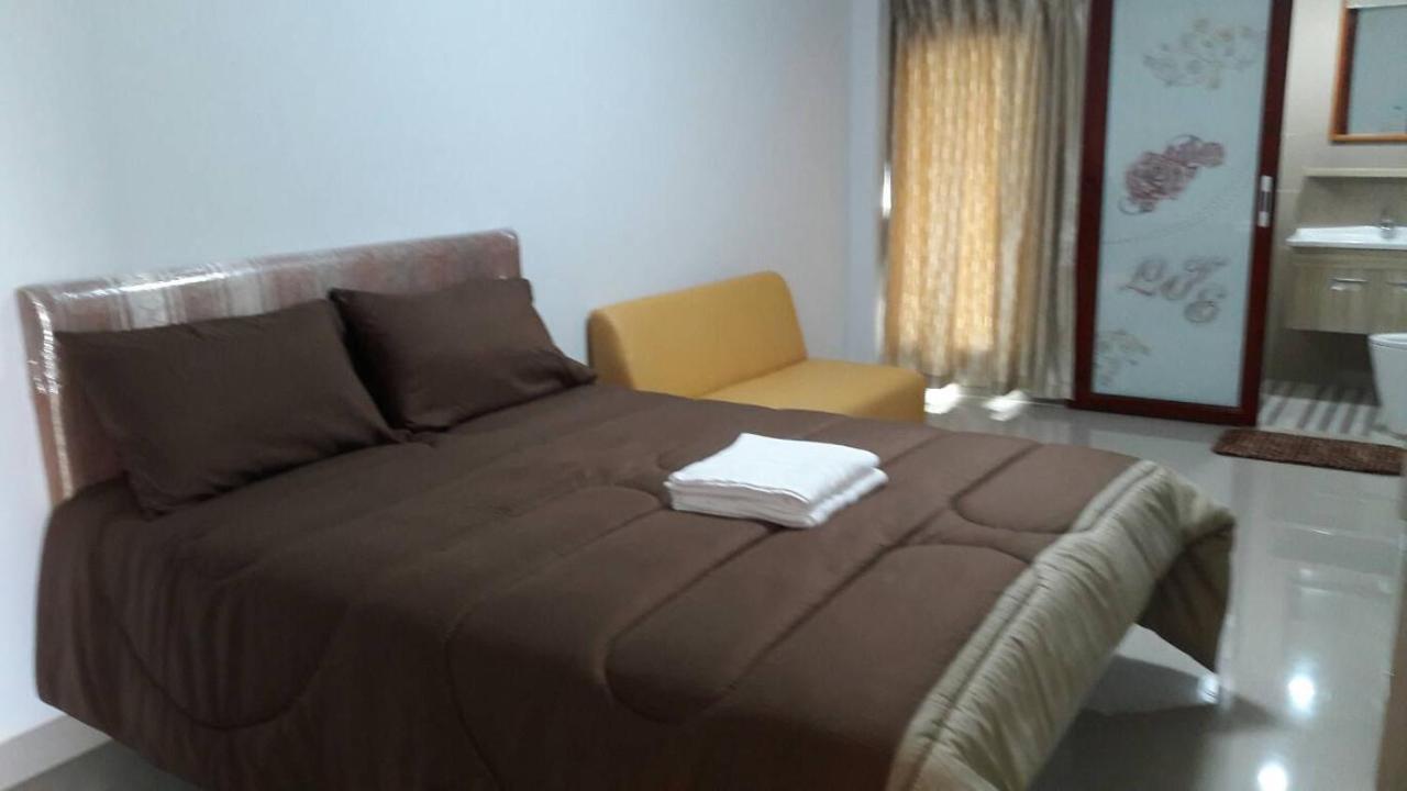 Hotel Roseate
