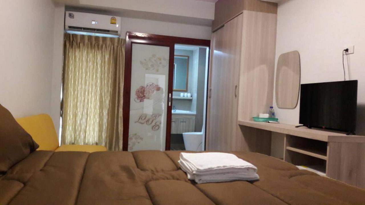 Roseate Hotel