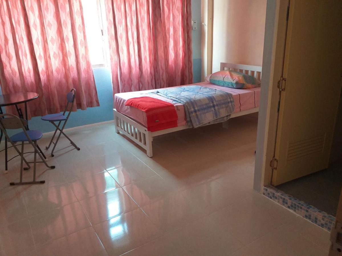 Ok.home@donmuang Airport Hostel