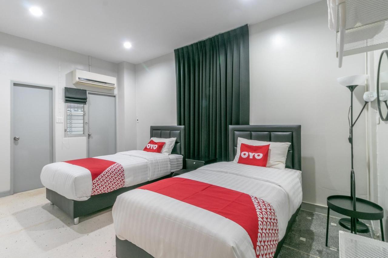 Hotel Oyo 818 Suksomboon Banguecoque