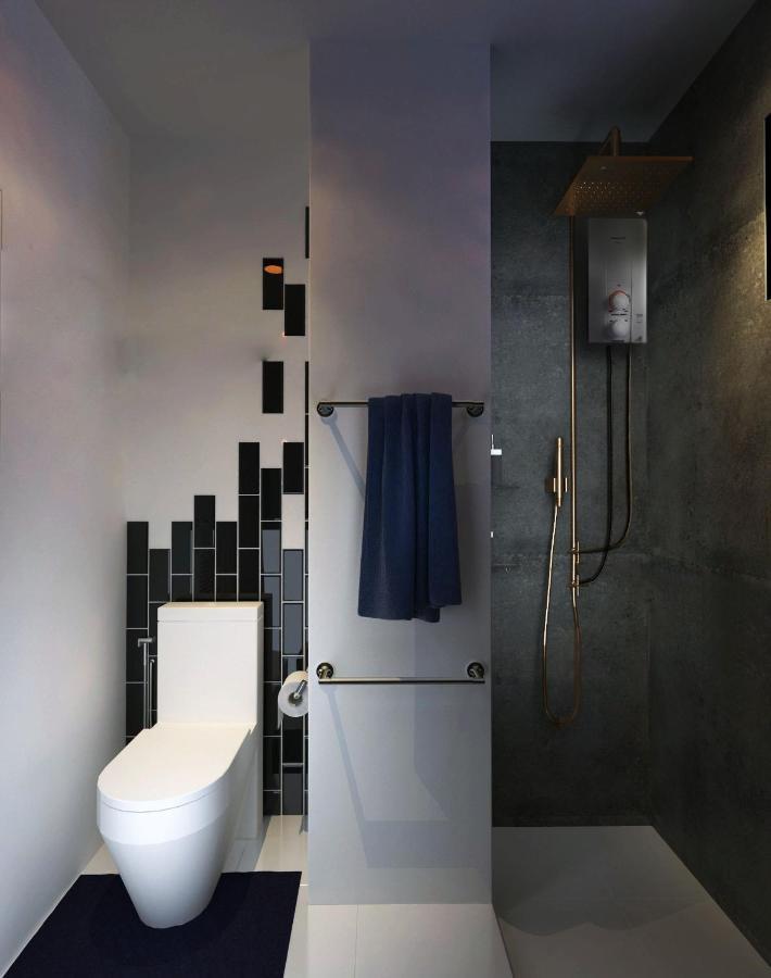 Ratch66 Huai Khwang Mrt Inn 3*