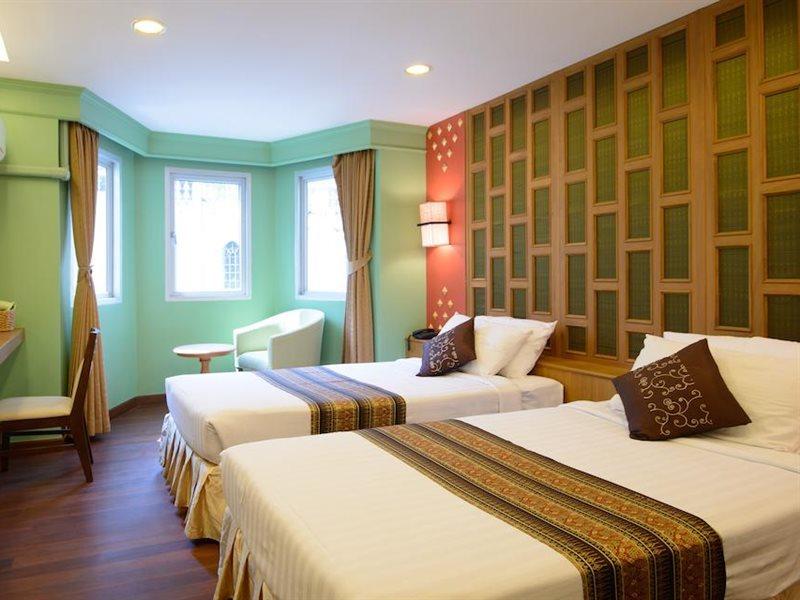 Golden House Hotel 3*