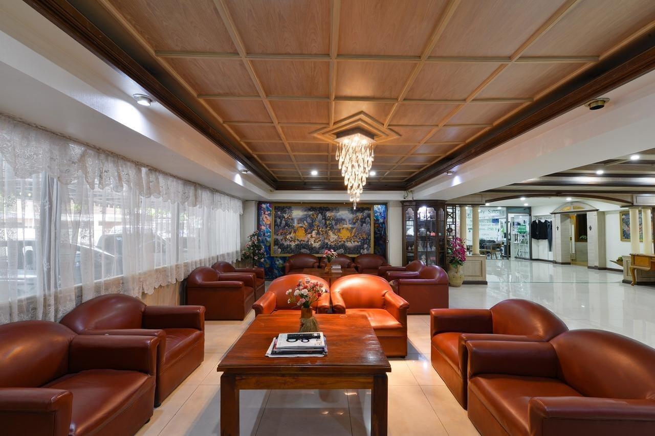 Palace Bangkok