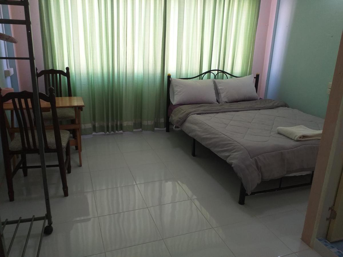 Ok.home@donmuang Airport Hostel Bangkok