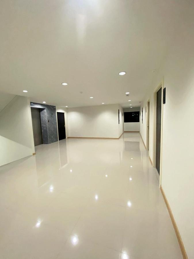 Re Riva Apartment *