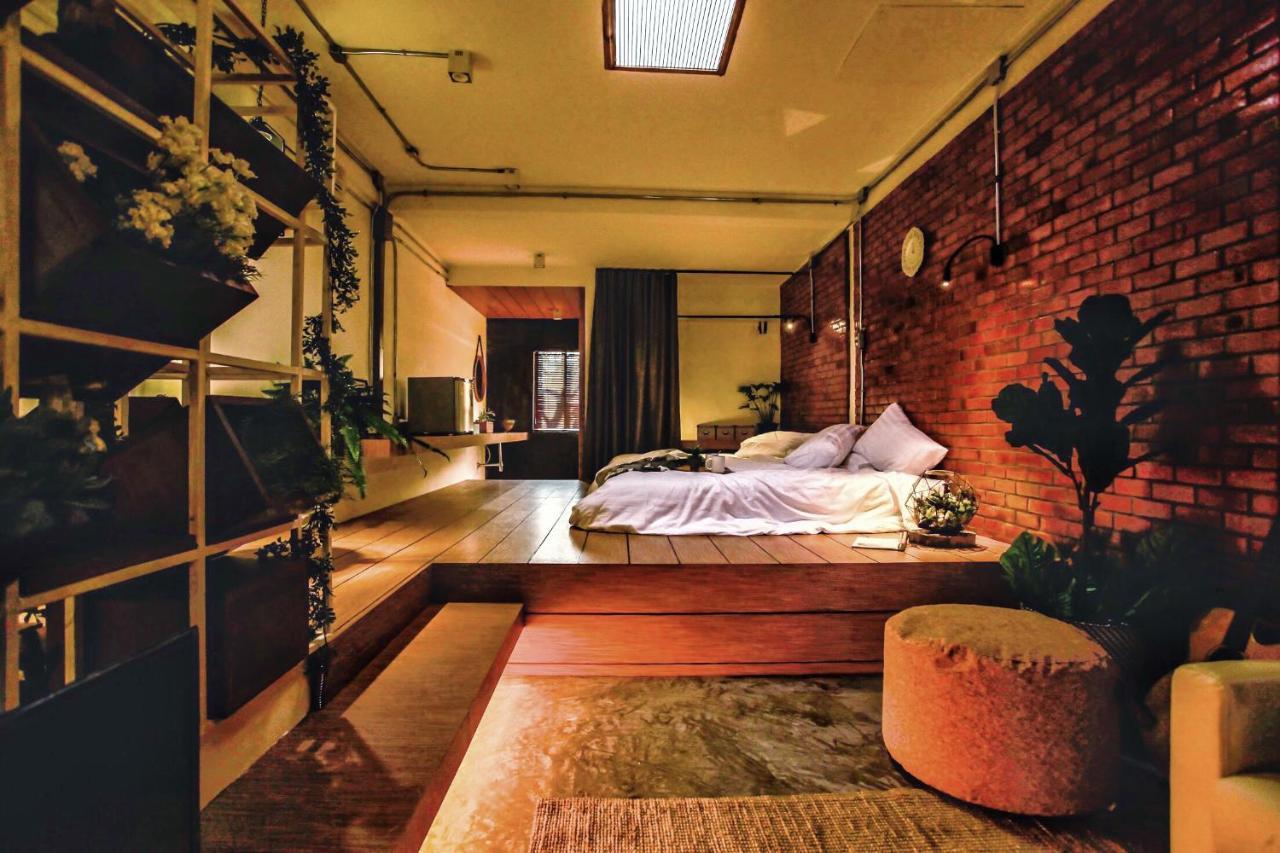 Hidden Habitat - Design Guest house