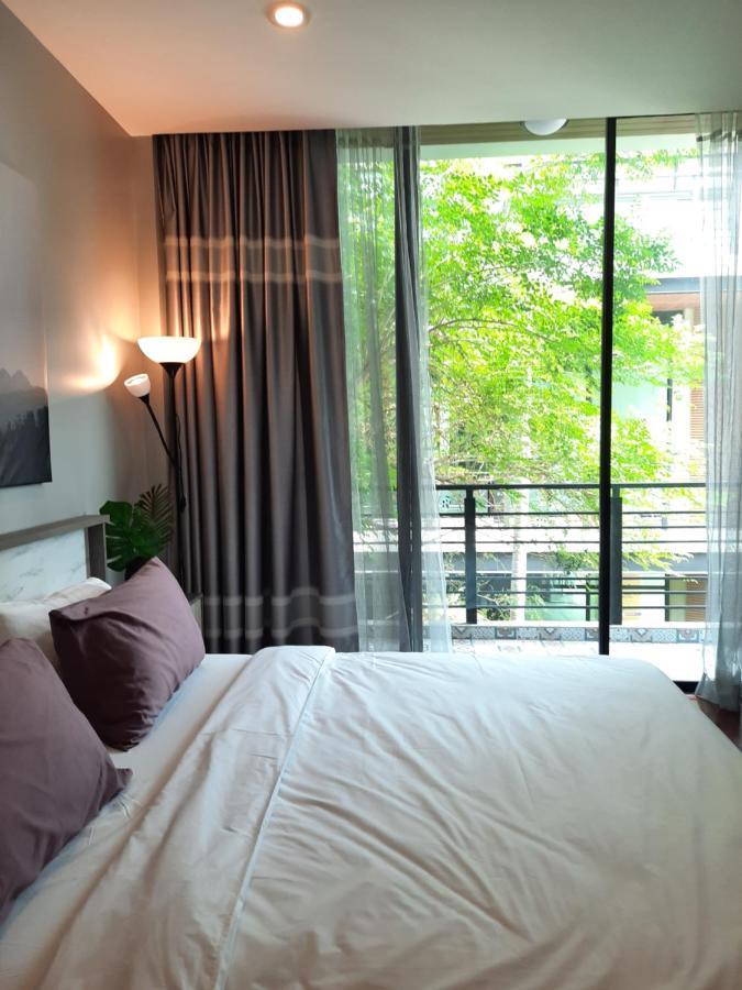 Pompom Apartemen *