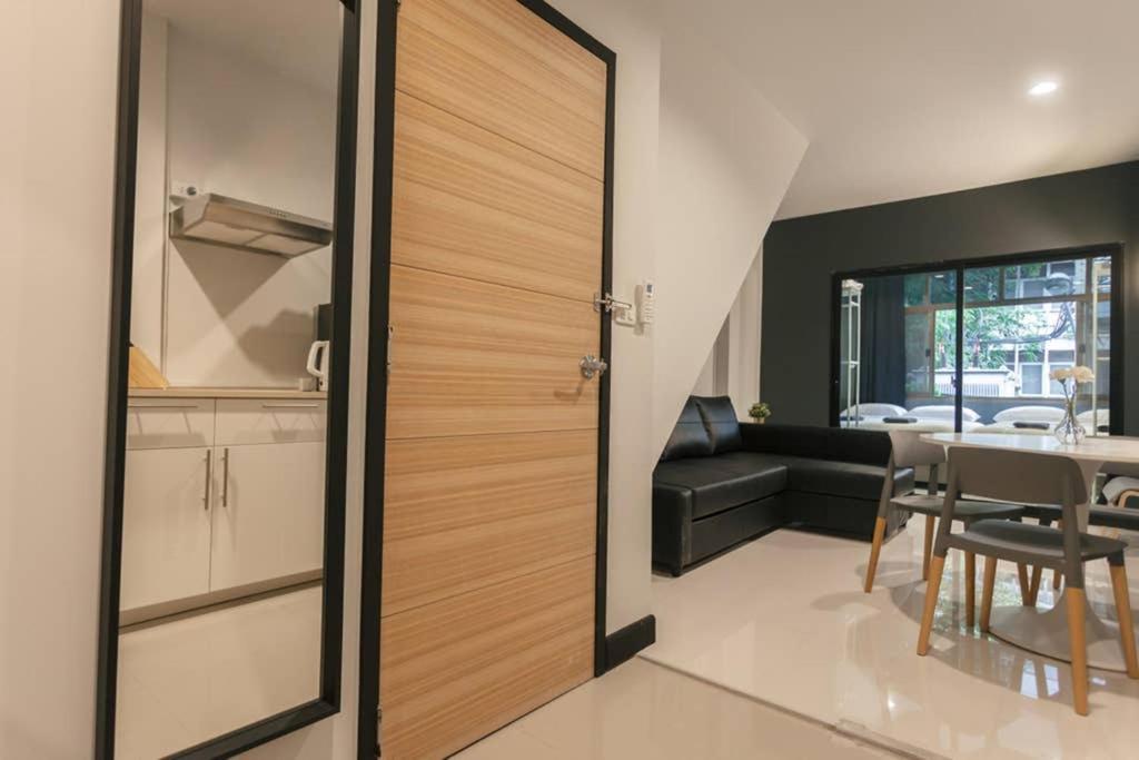 Apartamento S2 Silom Large 4-6 Guests Full Kitchen Wifi