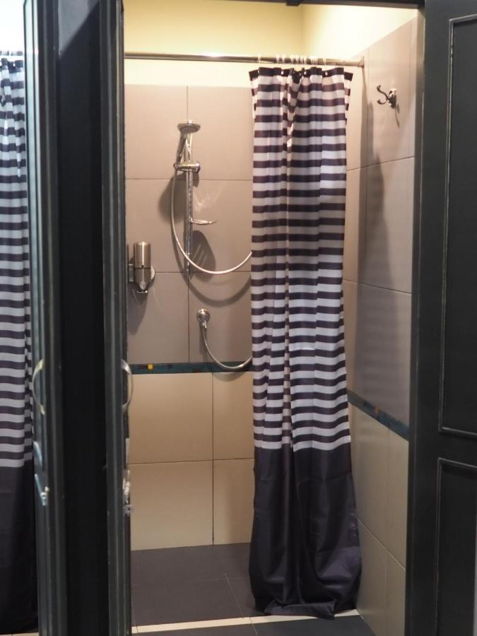 Chomm House Bed & Breakfast Bangkok
