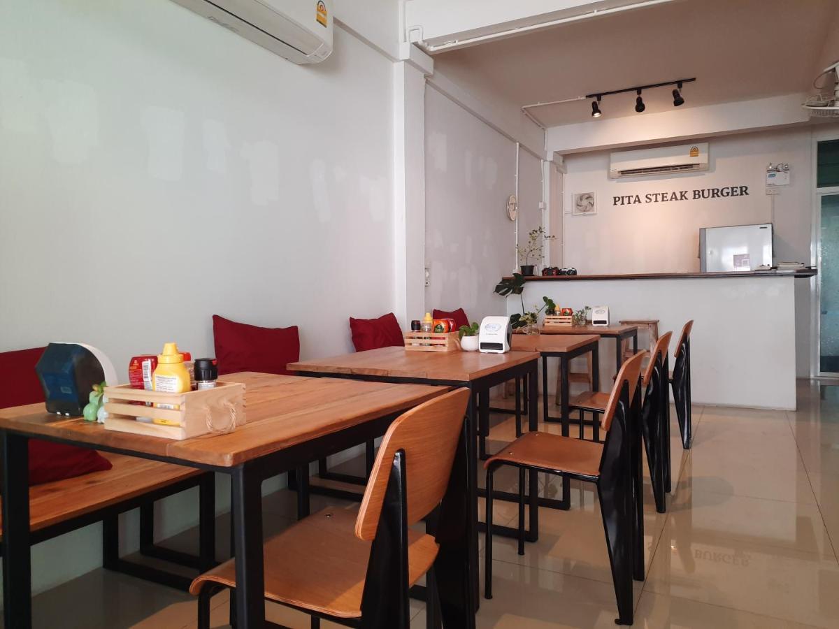 Bed & Breakfast Pingplalee Female House Bangkok