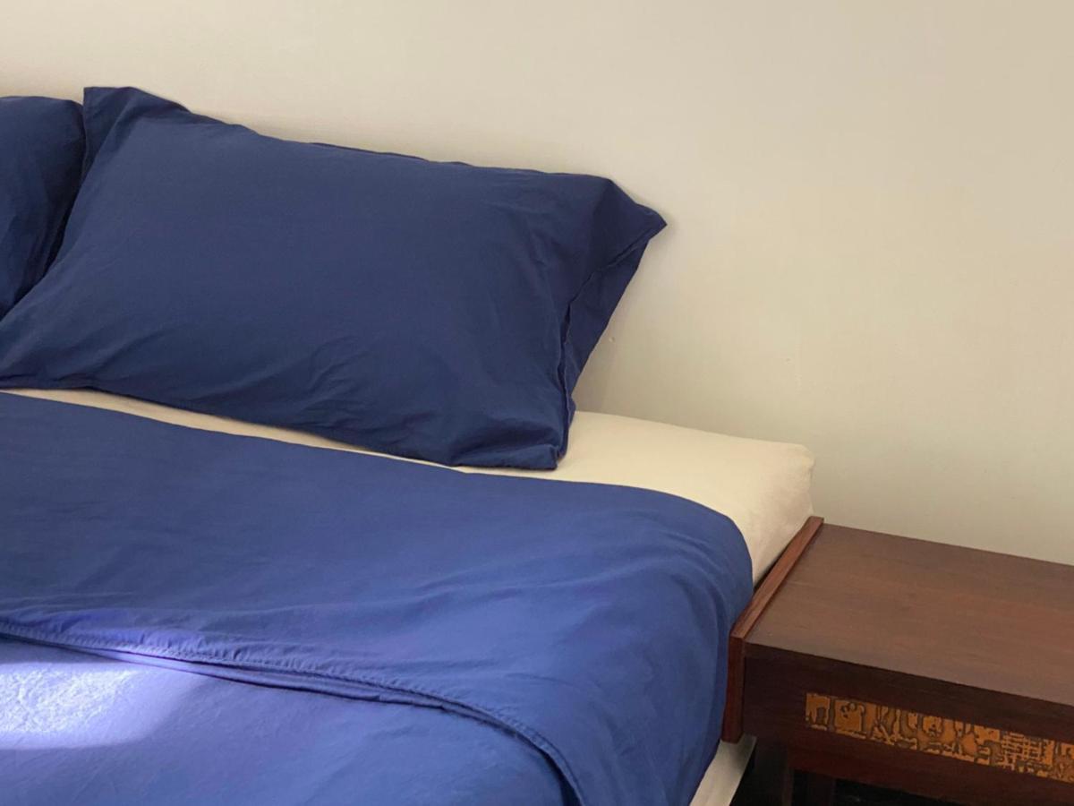 Banya Huaikhwang Hostel *