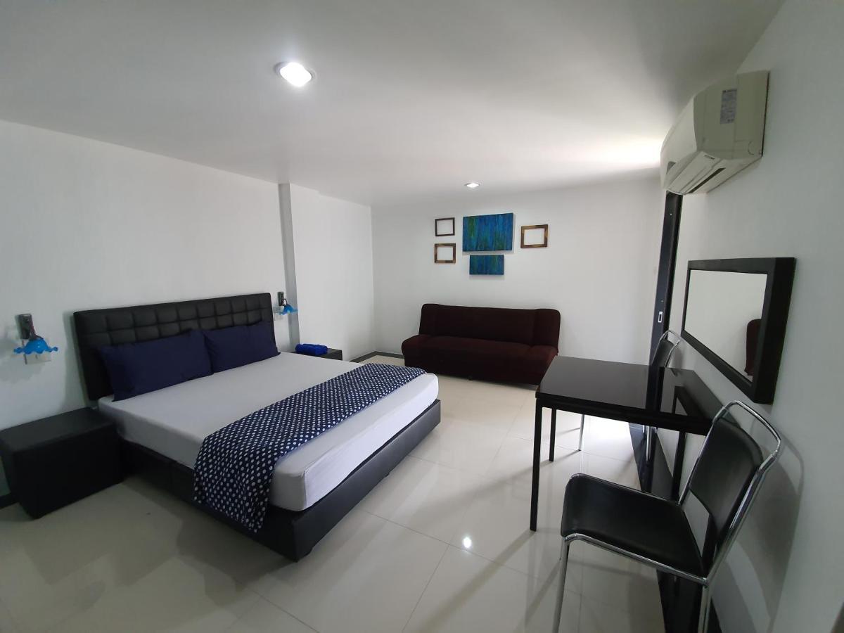 @room Apartment *
