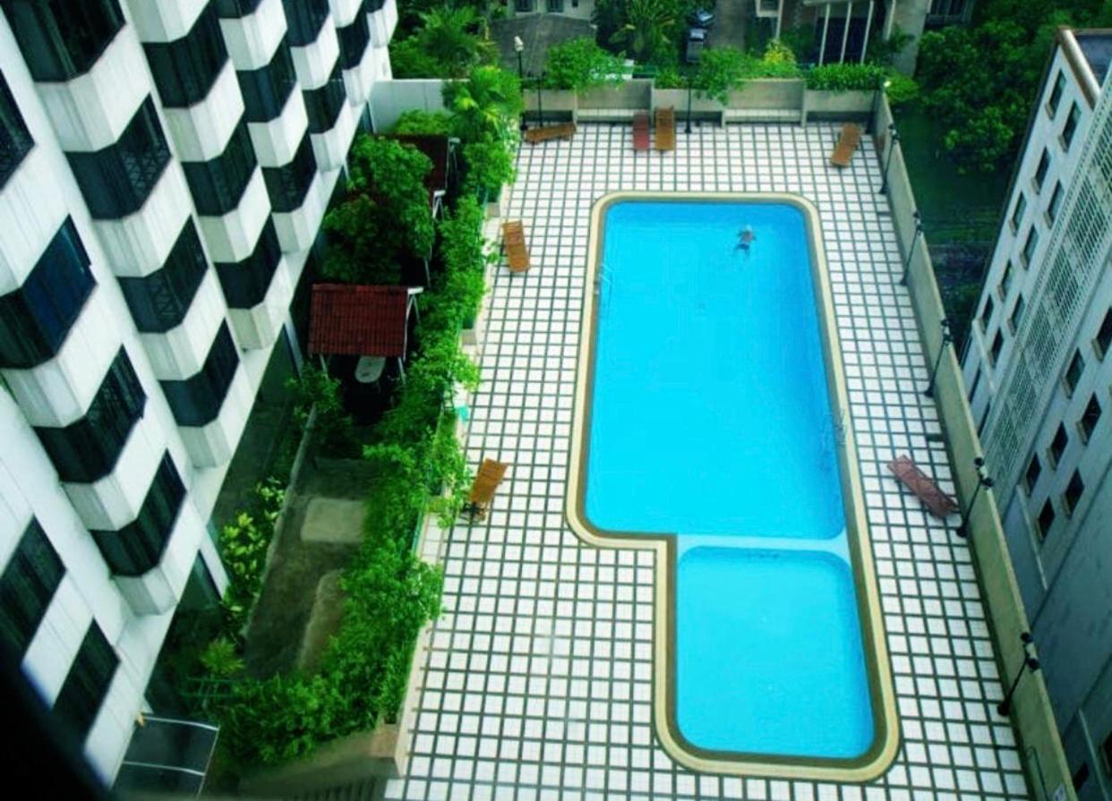 Cozy Central 25th Floor Beautifull Balcony