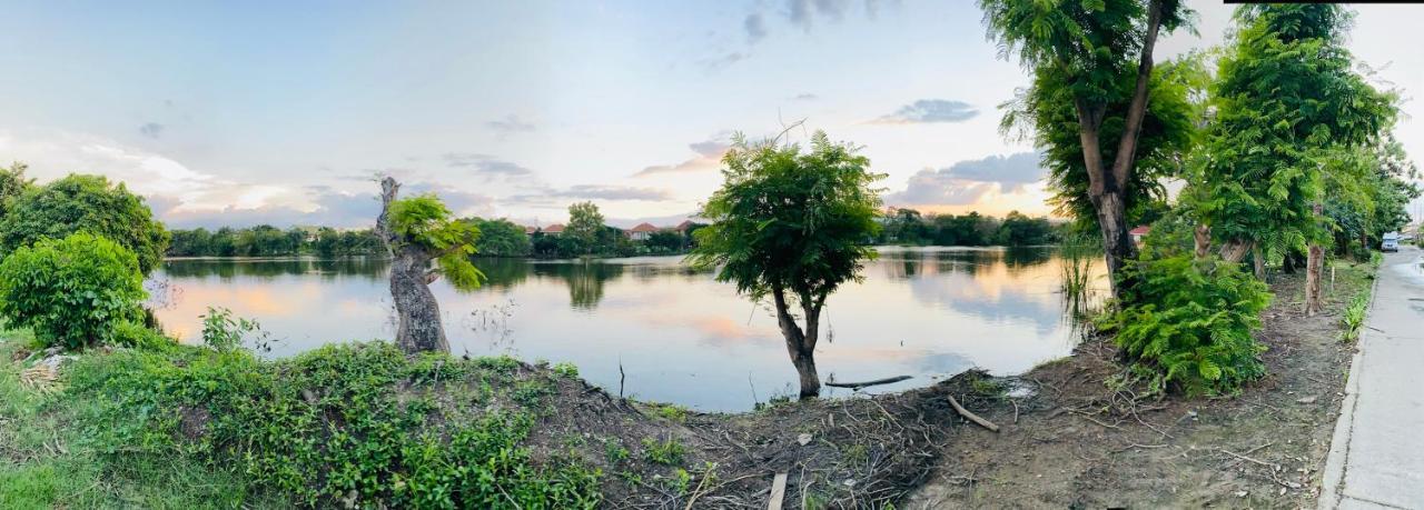 Homestay บ้านยูกเฮม ( Lake bangphli) Bangkok