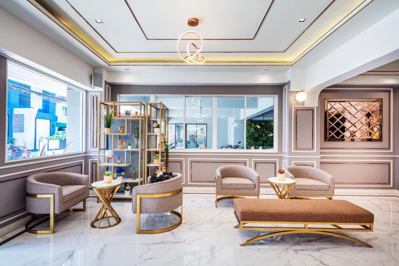 Penyos Hotel 3*