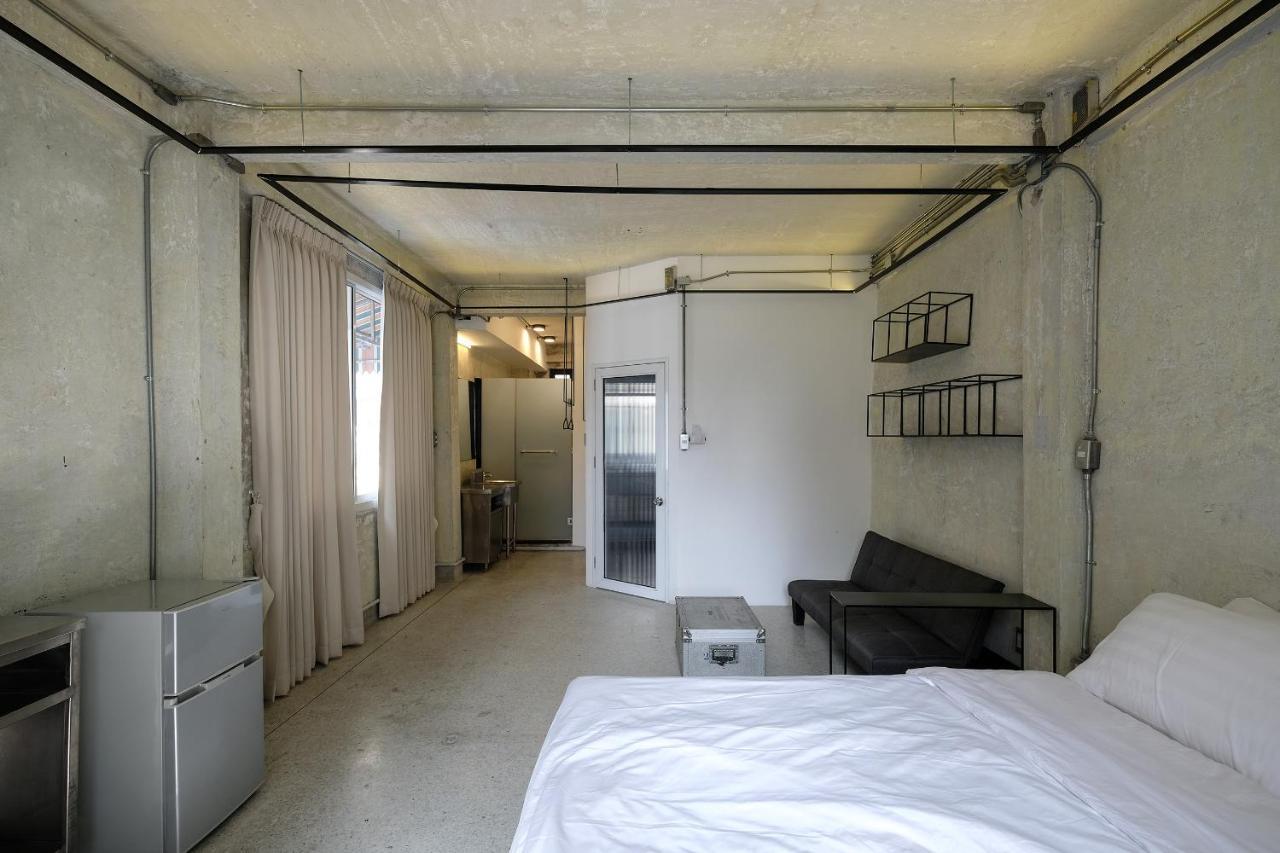 Ep1 Shophouse Guest house Bangkok