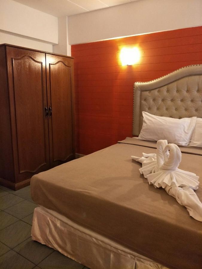 @42 Hotel 2*