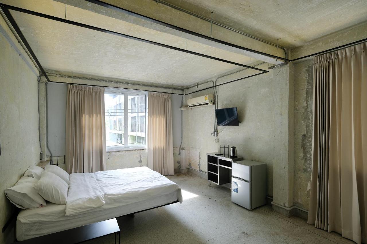 Ep1 Shophouse Guest house Bangkok