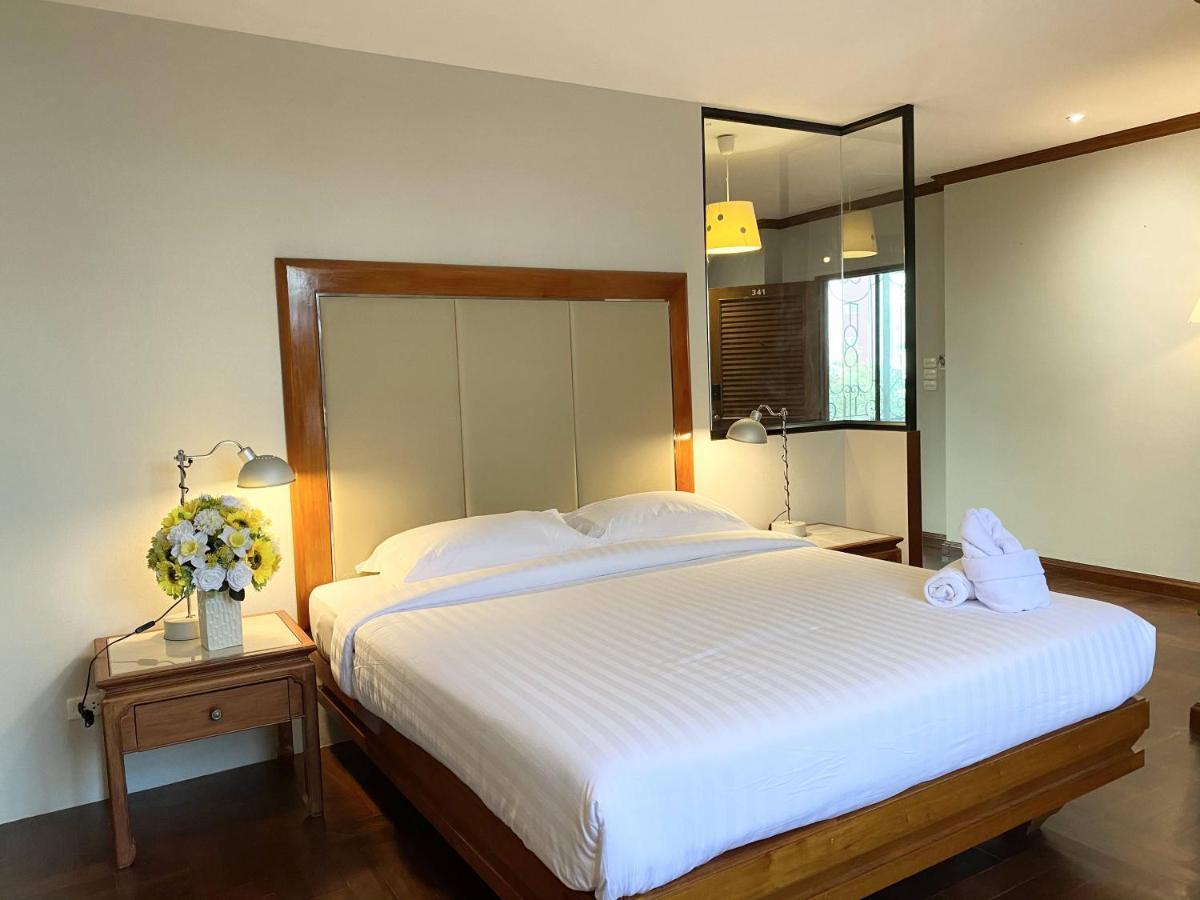 Nt Place Sukhumvit Apartment *