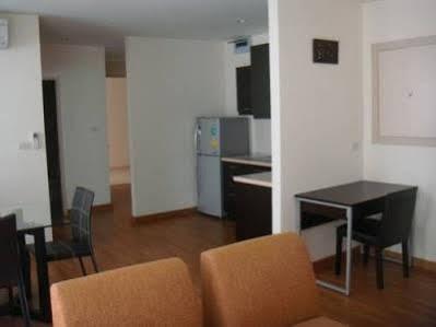Apartment Chadvara Place Bangkok