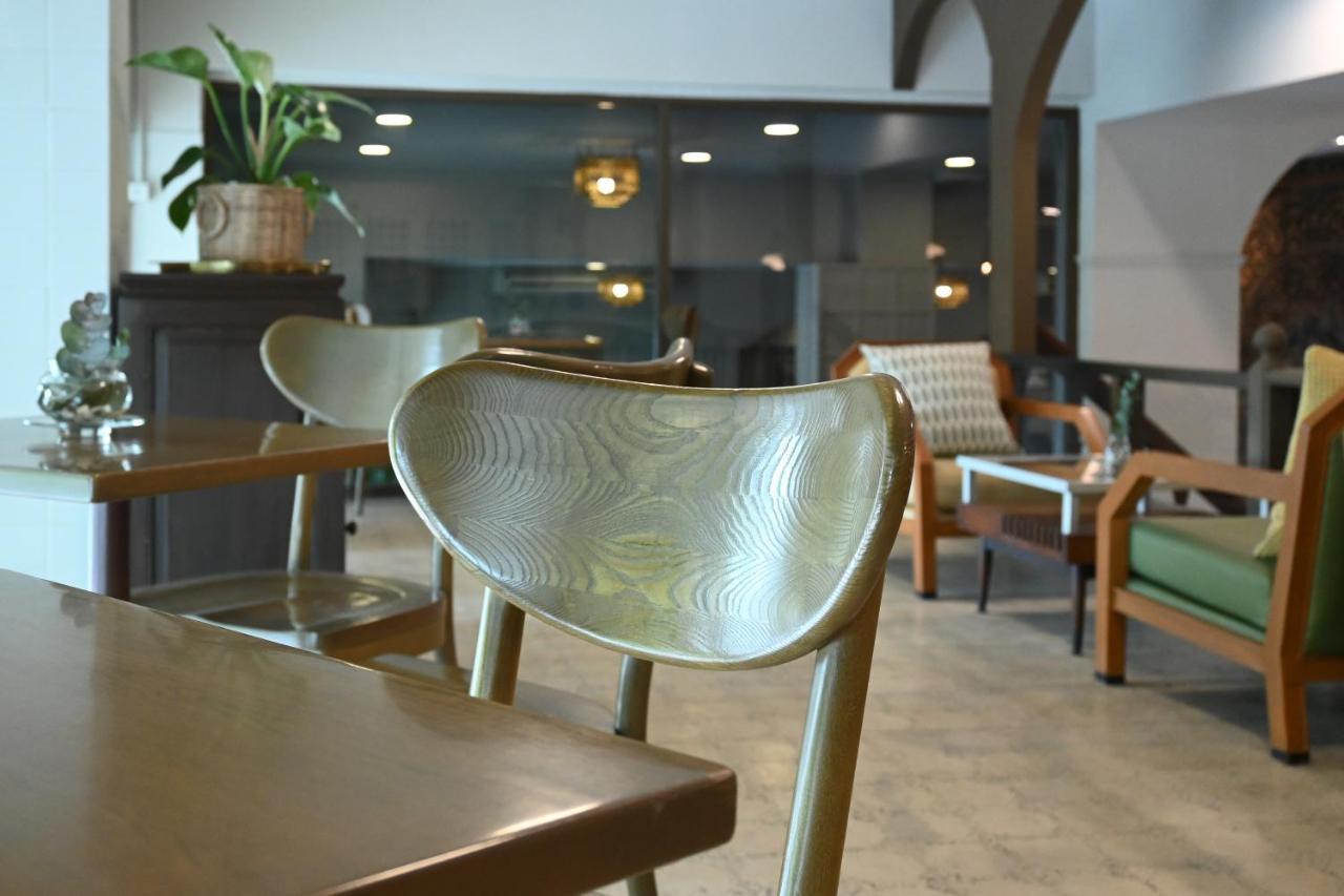 Hotel The Krungkasem Srikrung 3*