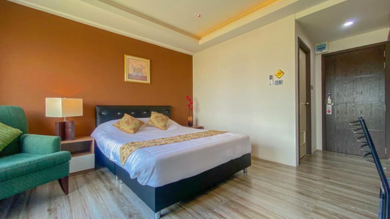 Plearnwan Deluxe Mansion Hotel *