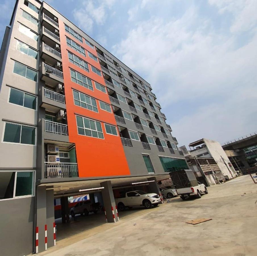 Hostel The Living Block *