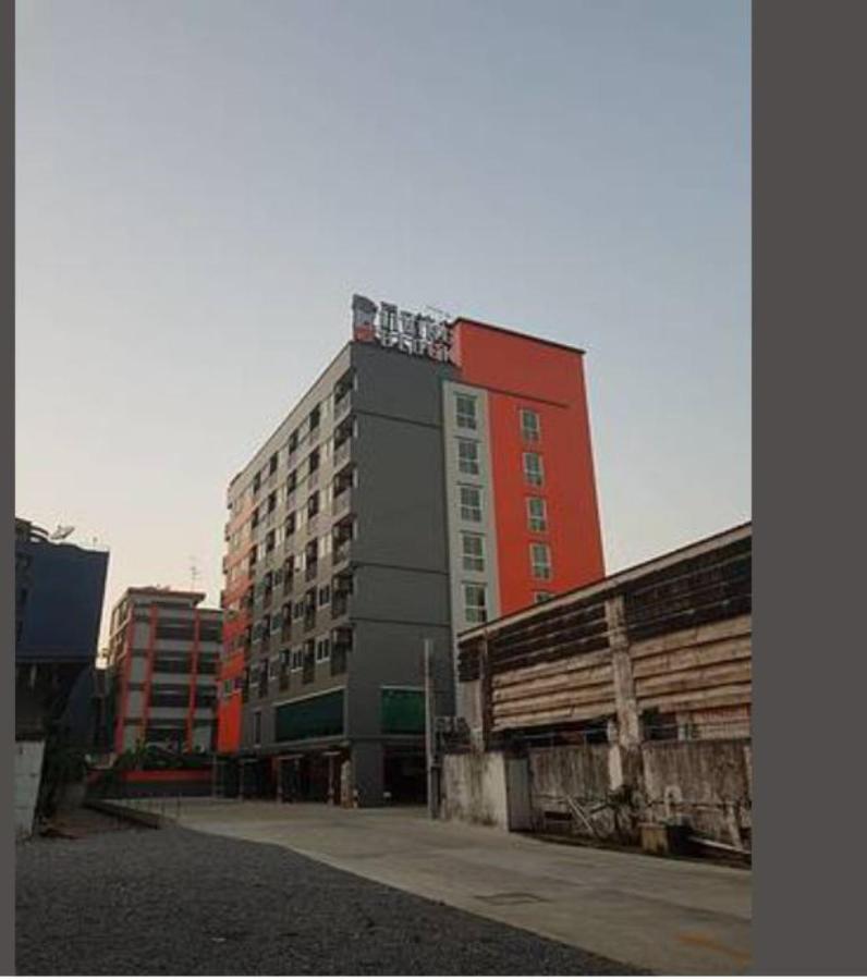 Hostel The Living Block *