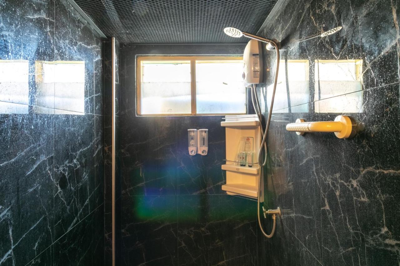 Capsule hotel Sudyod Galaxy Bangkok
