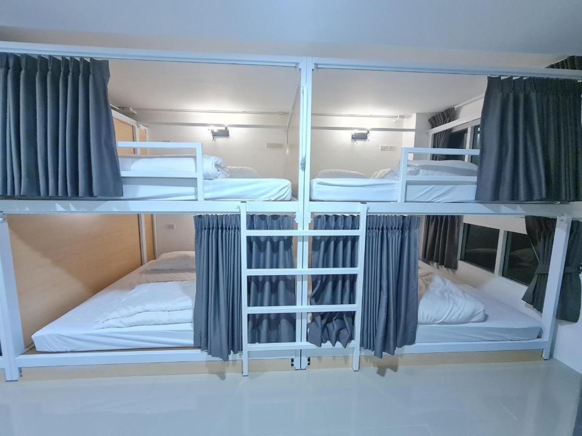 Hostel The Living Block Bangkok