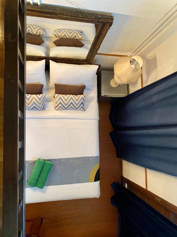 Hotel 103 - Bed And Brews Bangkok