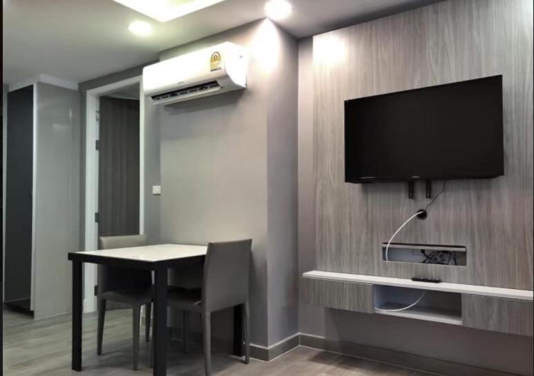 One Bedroom At Dazzle Sukhumvit 7 Appartement