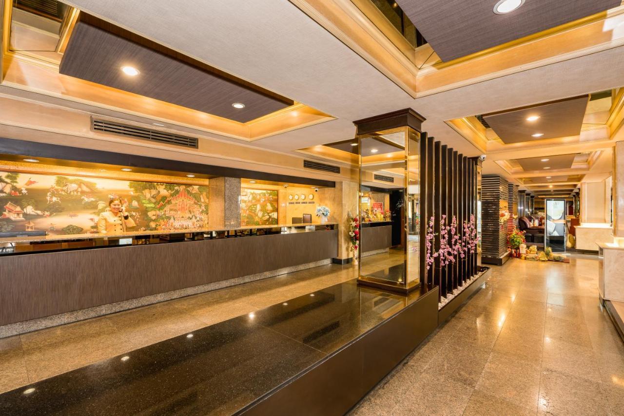 Niran Grand