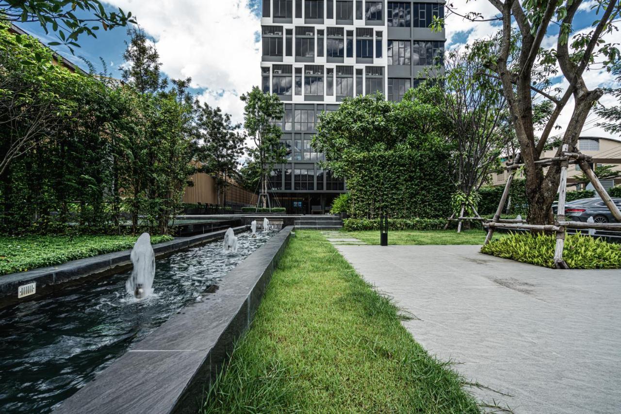 Siamese Sukhumvit 87 *