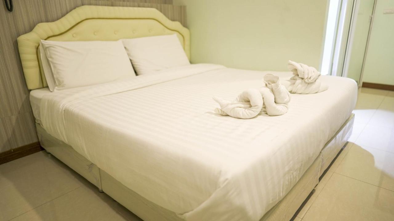 Roomquest Suvarnabhumi Airport Romklao Soi 6 Hotel