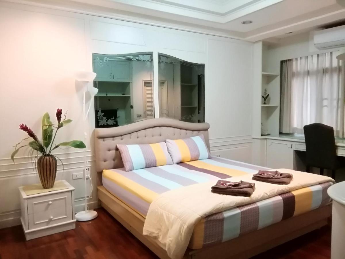 A Joy House - Kaset Nawamin City Bangkok