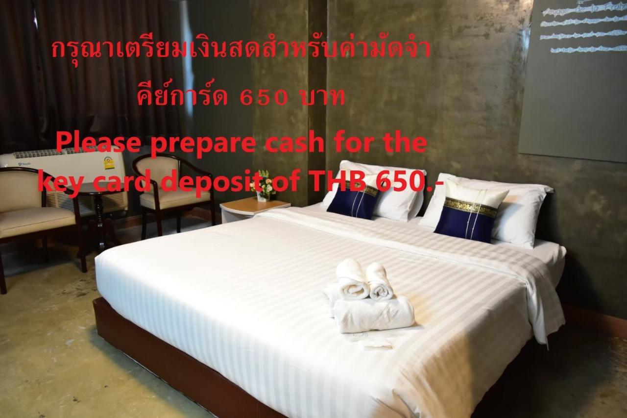 Happyland Mansion Hotel