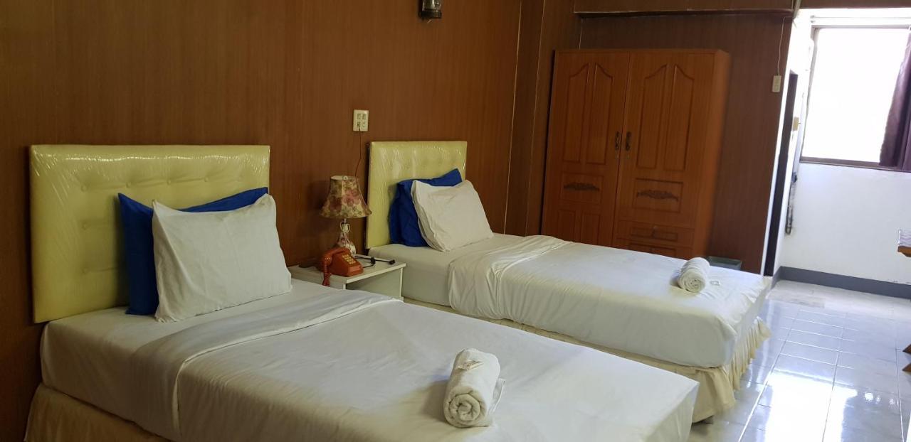โรงแรมวินบางนา Win Bangna Hotel Banguecoque