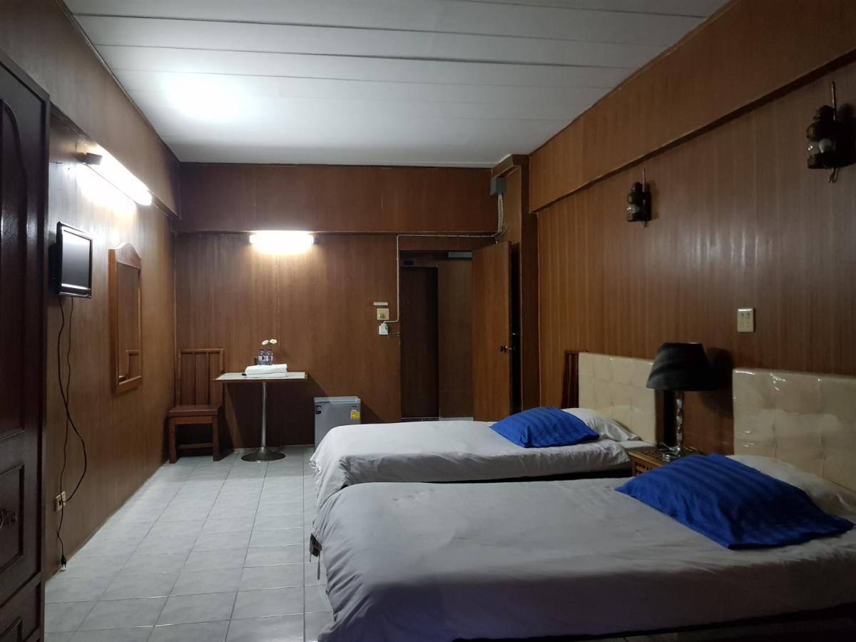 Hotel โรงแรมวินบางนา Win Bangna Banguecoque
