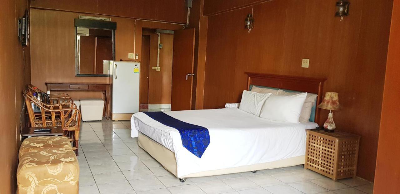 โรงแรมวินบางนา Win Bangna 3* Banguecoque