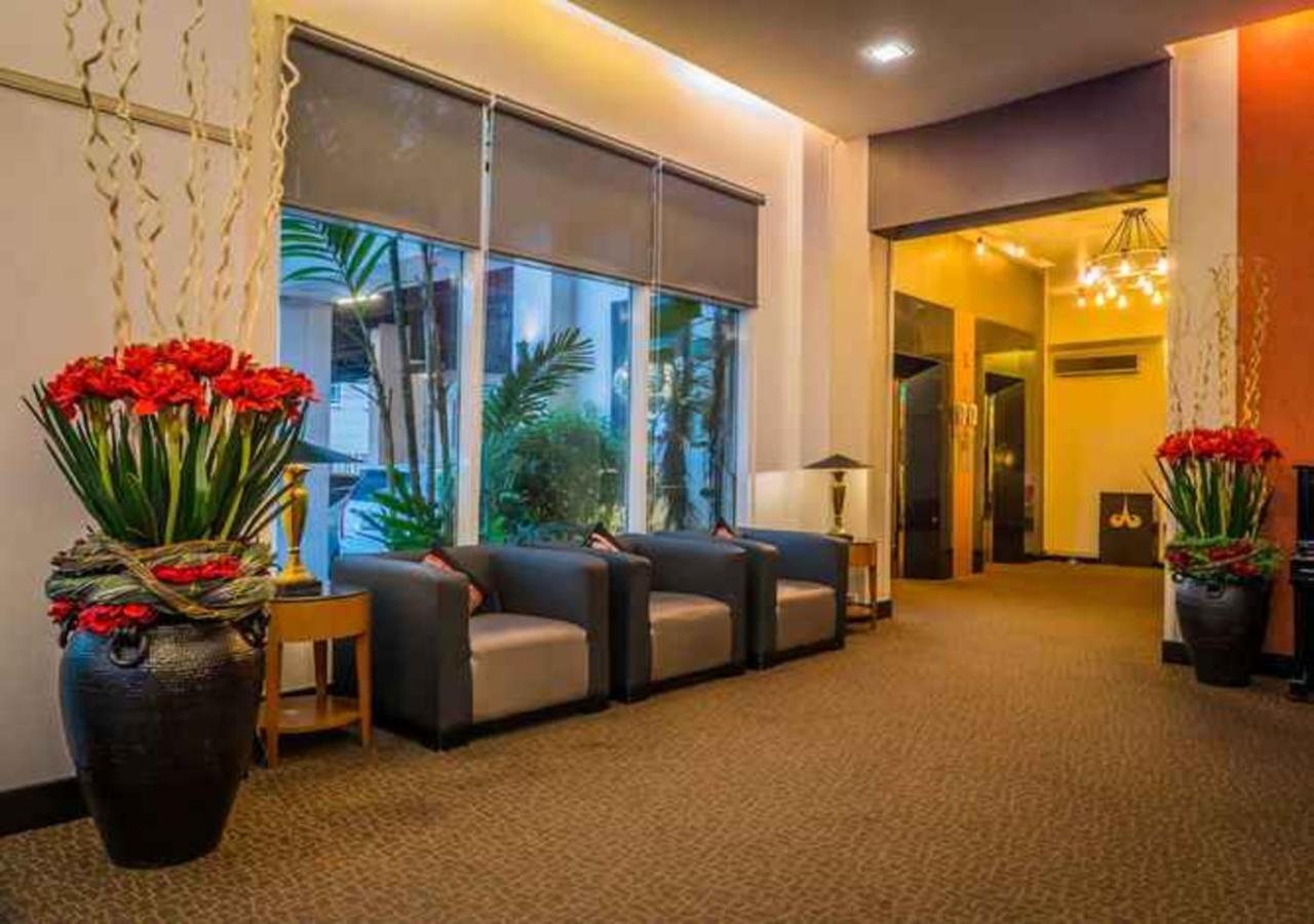 Atrium Boutique