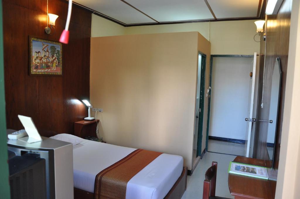 Swan Hotel 2*