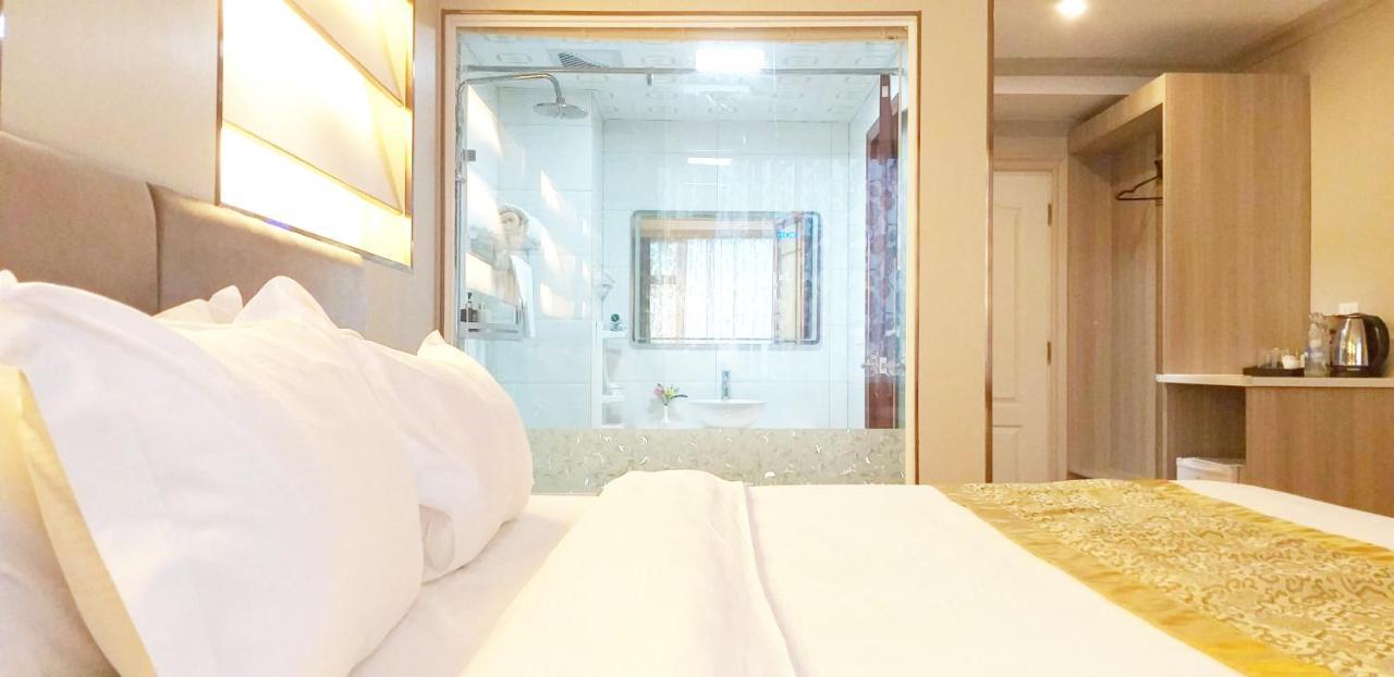 The Travellers Hotel 3*