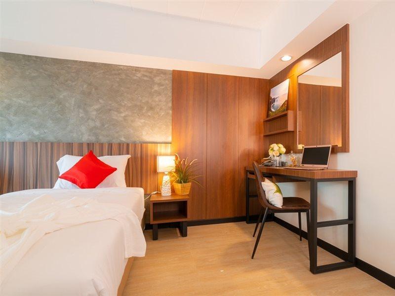 Hotel The Sha 4*