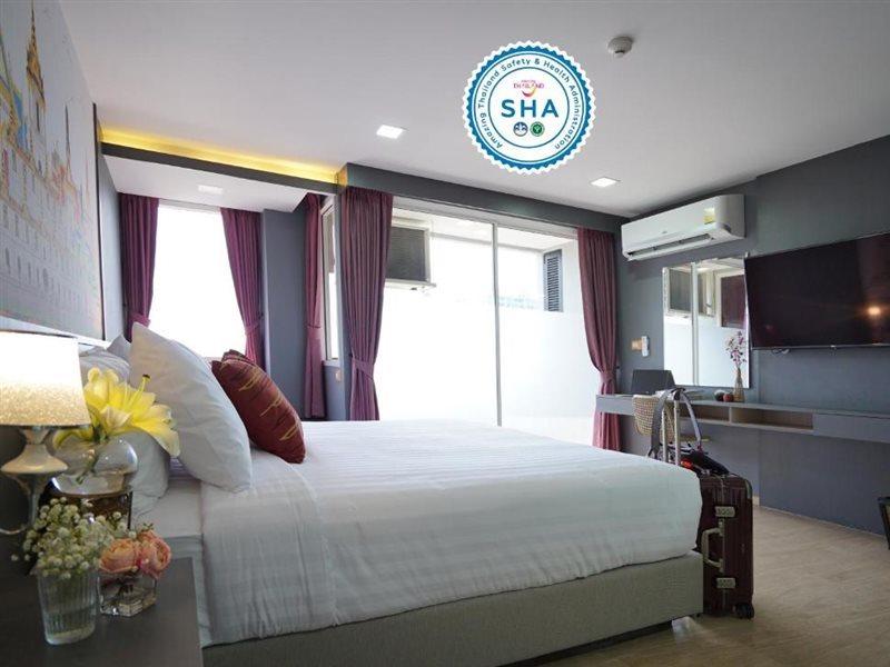 Hotel The Qube Fifty 3*